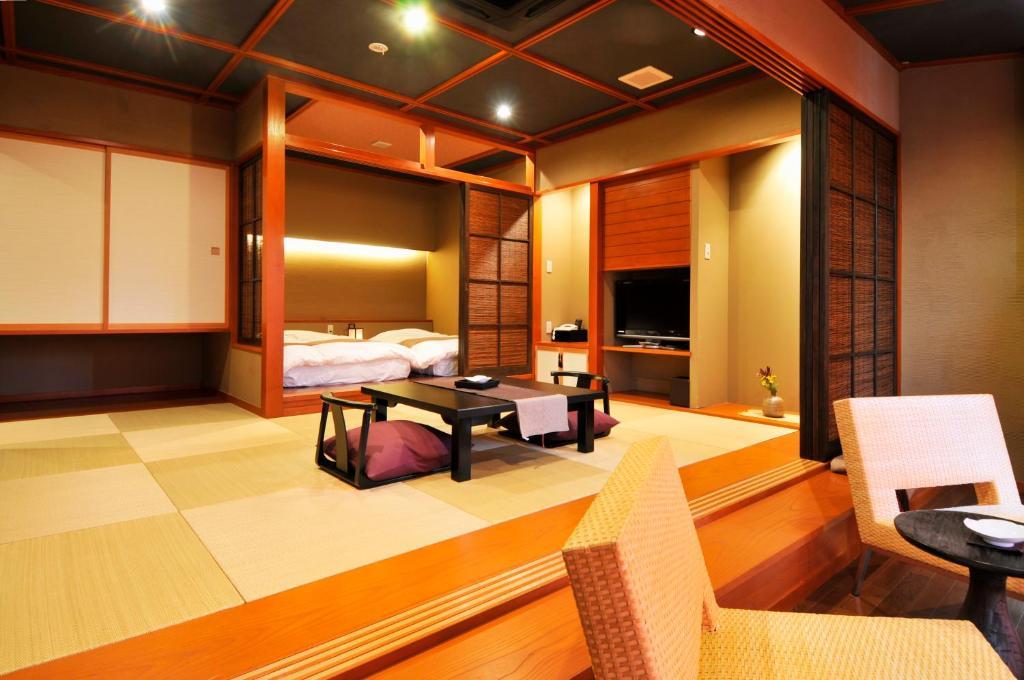 Rakuyu Hotel Fujikawaguchiko Exterior foto