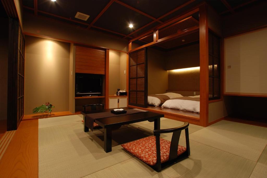Rakuyu Hotel Fujikawaguchiko Exterior foto